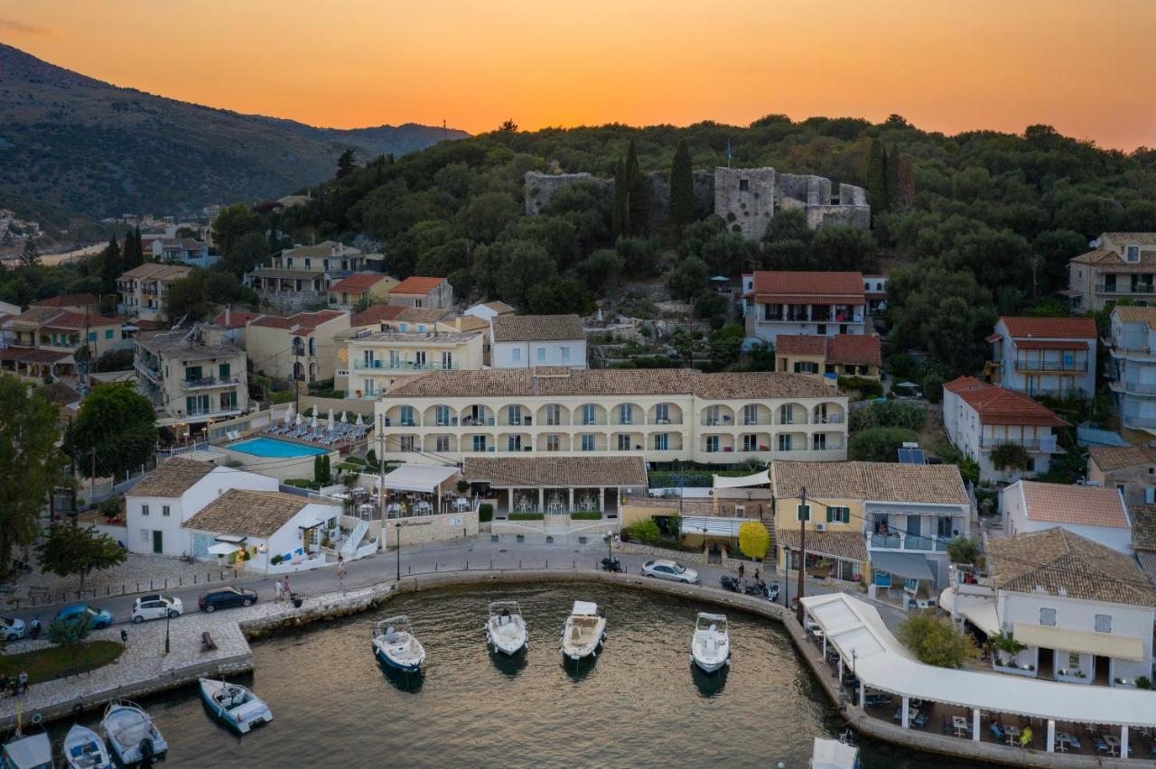 Melina Bay Boutique Hotel Kassiopi Exterior foto