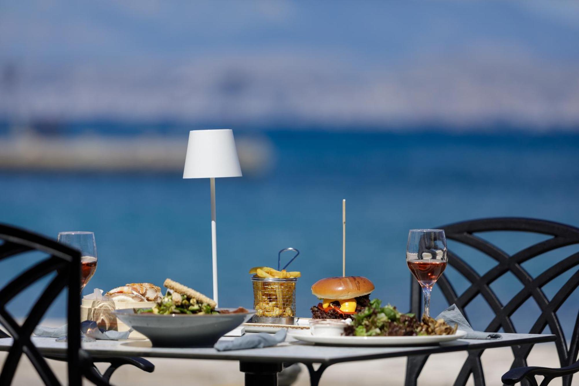 Melina Bay Boutique Hotel Kassiopi Exterior foto